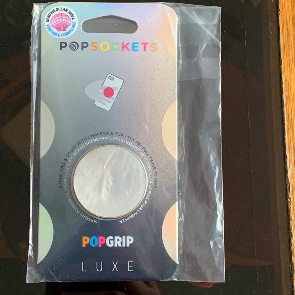 Popsockets swappable top